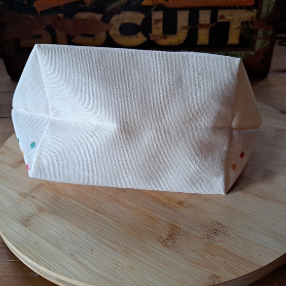 Nintendo Switch Carry Case, Limited Edition, Princess Peach Canvas Tote, Mario - Picture 7 of 9